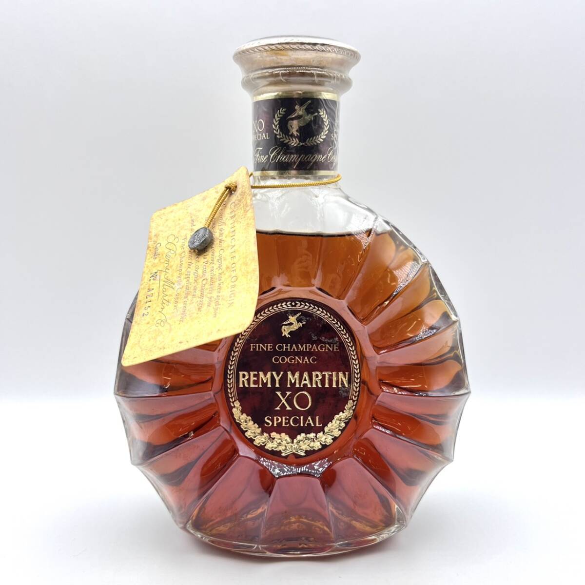 25浦/A028752-1/SY6000/Z121-713/ 酒 REMY MARTIN XO SPECIAL COGNAC レミーマルタン コニャック40％700ml 箱付き_画像2