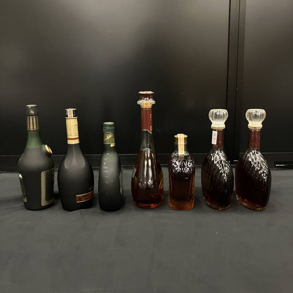 25名/A014354-2/TN3000/G121-110/【千葉県内のみ発送】酒 7本まとめ Cognac Otard V.S.O.P./Suntory Brandy Extra Quality X.O//他_画像4