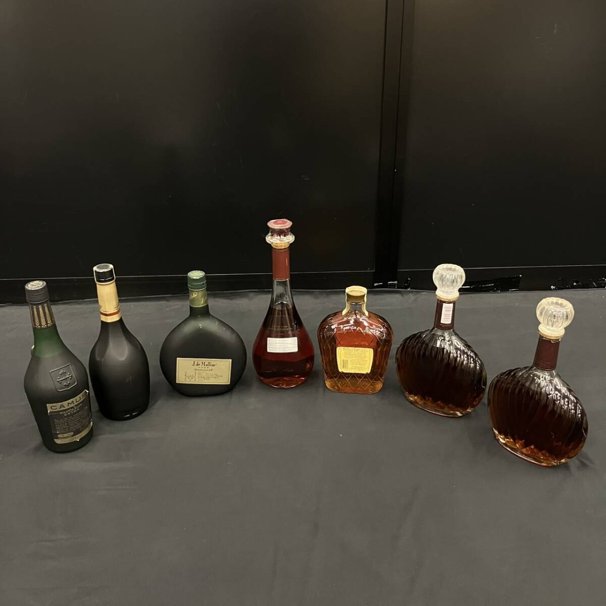 25名/A014354-2/TN3000/G121-110/【千葉県内のみ発送】酒 7本まとめ Cognac Otard V.S.O.P./Suntory Brandy Extra Quality X.O//他_画像2