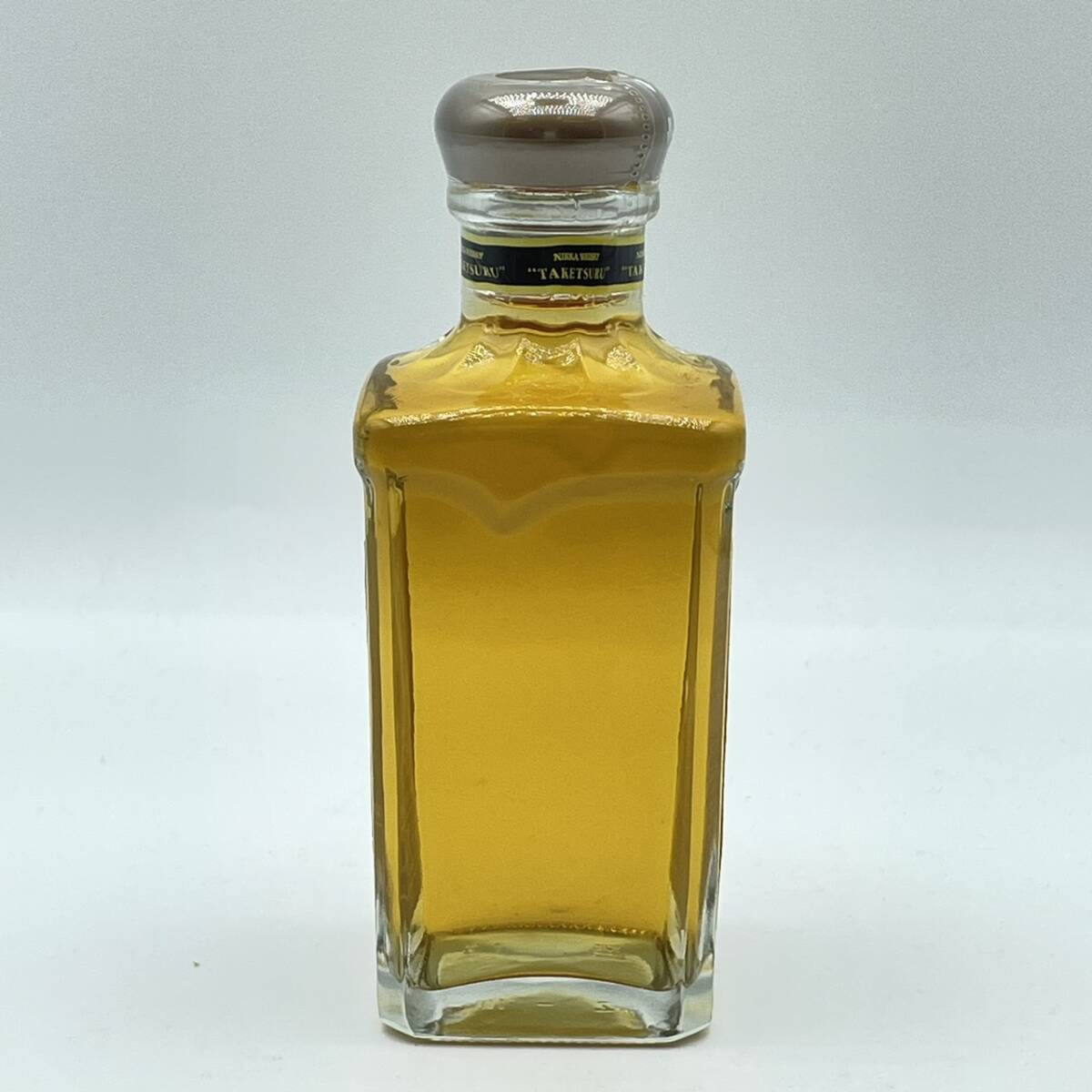 25広/B003359-1/YK4000/K121-415/【千葉県内のみ発送】酒 竹鶴 12年 Pure Malt ピュアモルト NIKKA WHISKY ミニボトル 40% 180ml_画像2