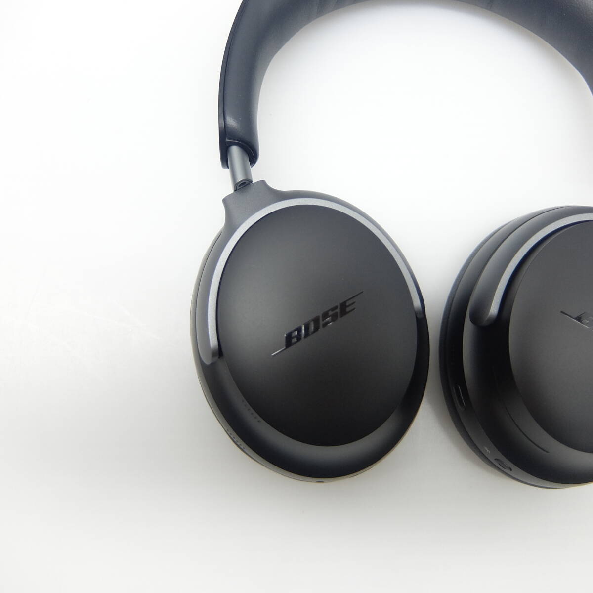 Bose QuietComfort Ultra Headphones　完全ワイヤレス ノイズキャンセリング ヘッドフォン_画像3