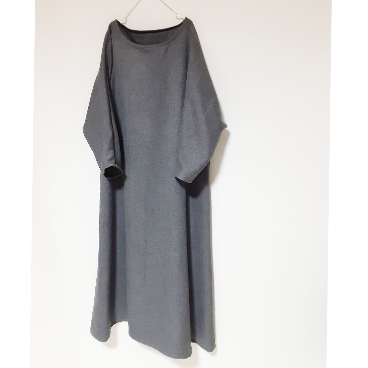 ハンドメイド　大きいsize　シンプル　Aラインワンピース　チャコールグレー_画像2