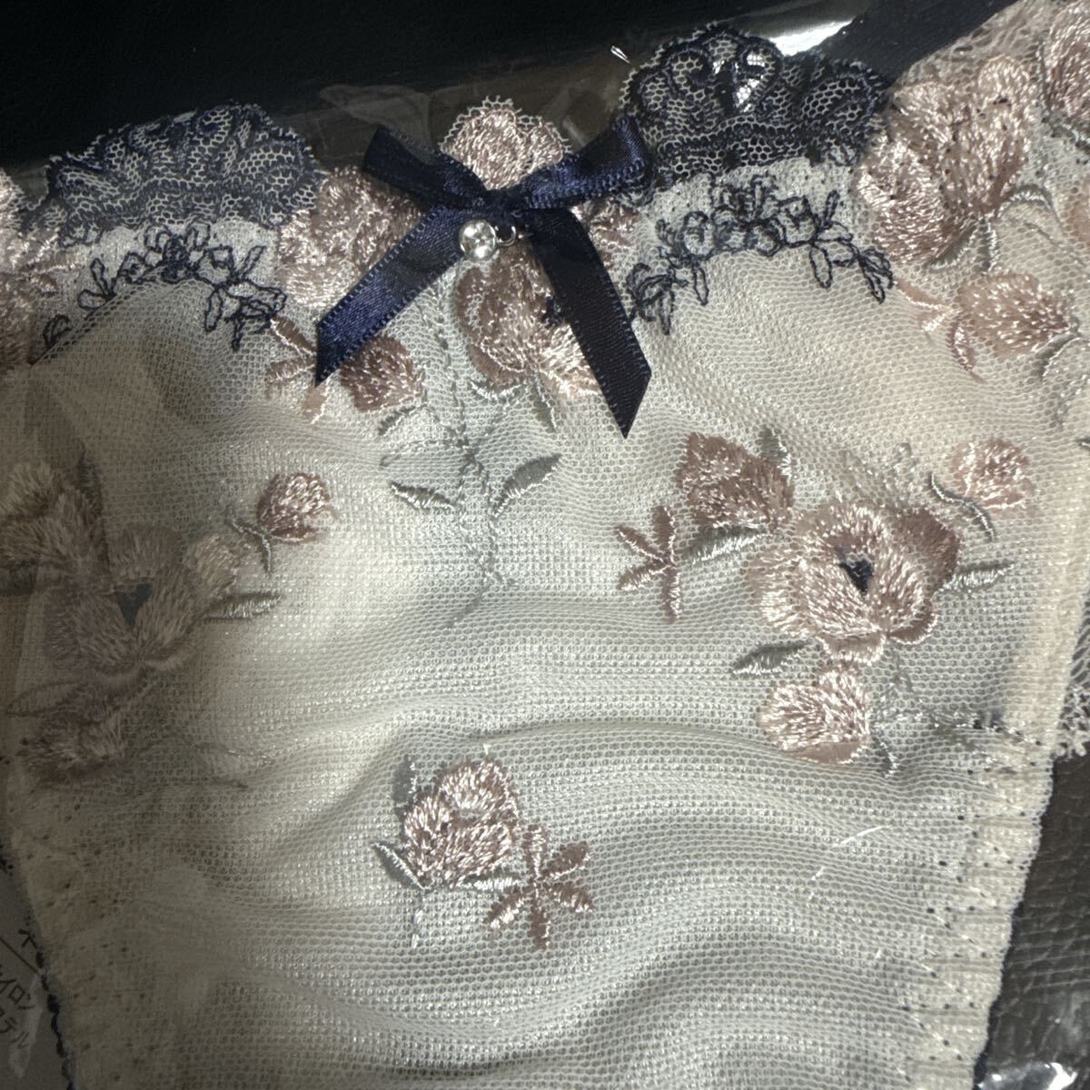 narue 花柄刺繍フリルTバックショーツ M ソング_画像2