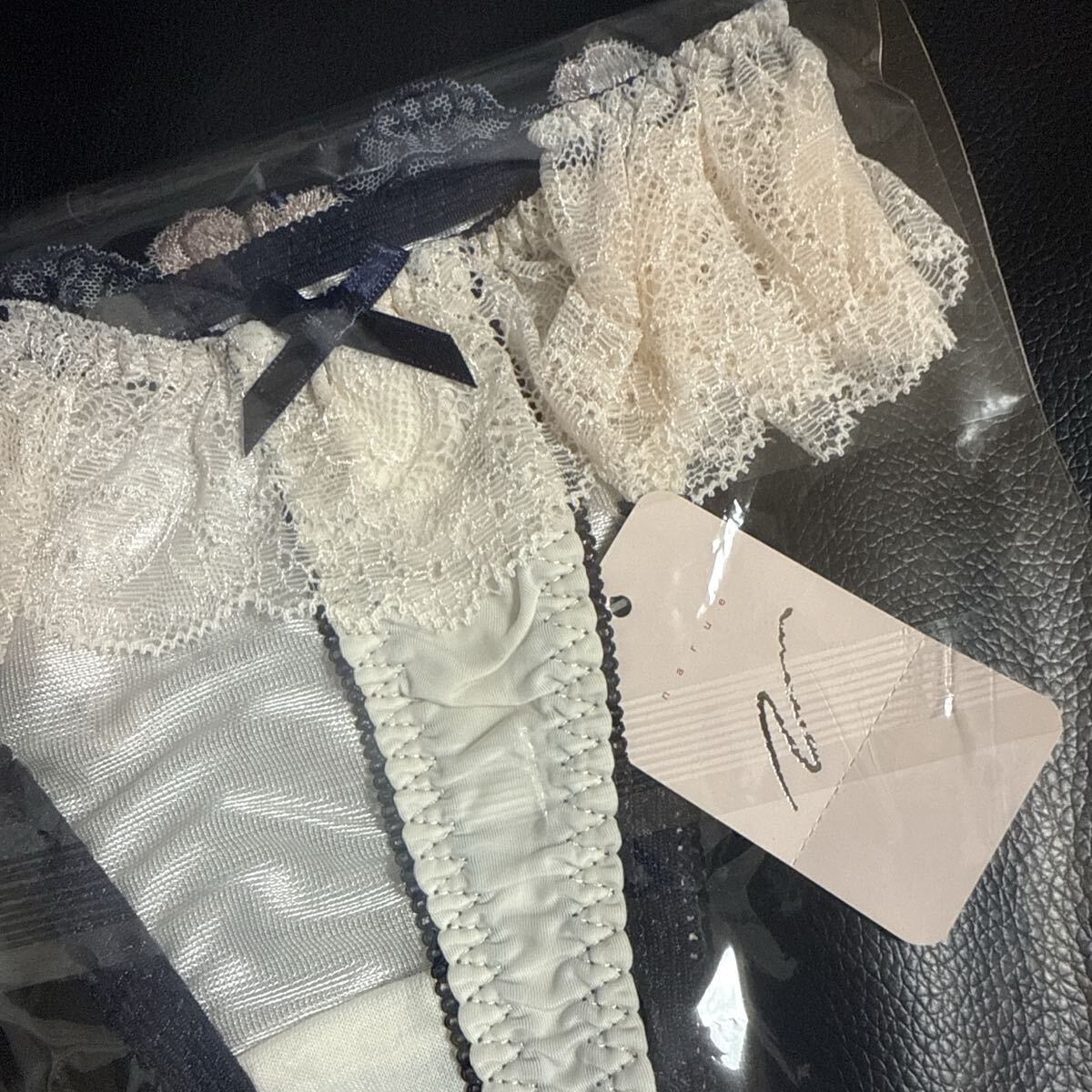 narue 花柄刺繍フリルTバックショーツ M ソング_画像4