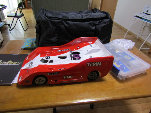 ボディ」付　1/8GPレーシングカー　BMT984　中古_画像1