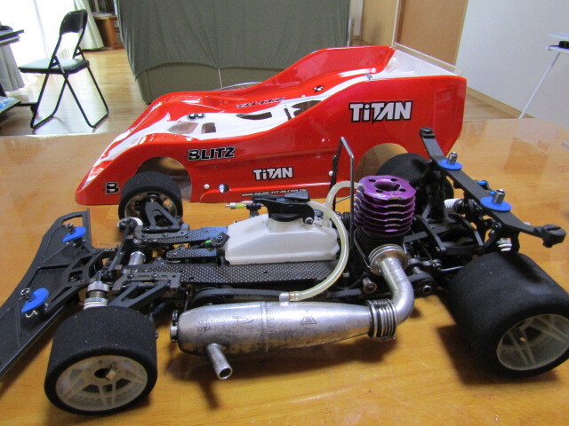 ボディ」付　1/8GPレーシングカー　BMT984　中古_画像2
