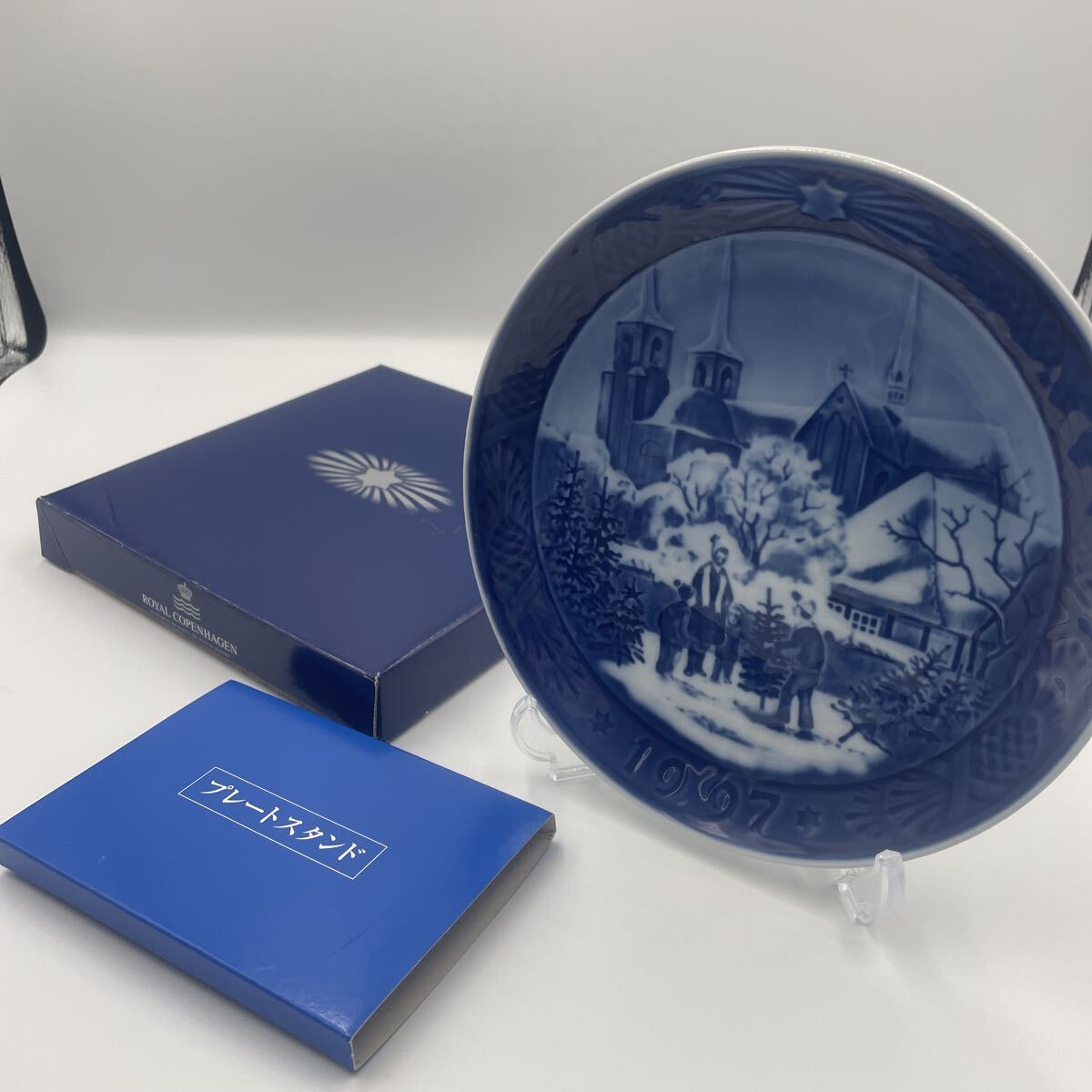 ROYAL COPENHAGEN Royal Copenhagen 1997 тарелка украшение тарелка орнамент тарелка plate подставка посуда синий модный 