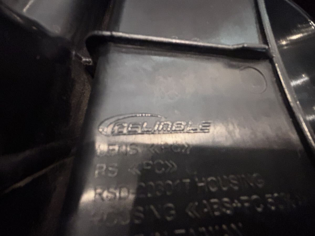 プリウスα LEDテールランプスモークブラック(レヴィーア製) シーケンシャルウインカー(流れる)では有りません_画像9