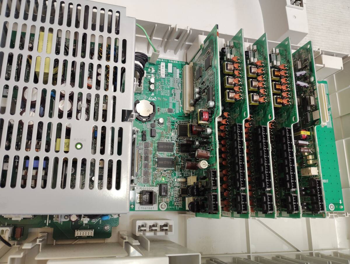 ビジネスフォン◆NTT◆NX2M-ME-(E1)主装置 ◆電話機 NX2-(18)STEL-(1)(W)×10台◆F77_画像2
