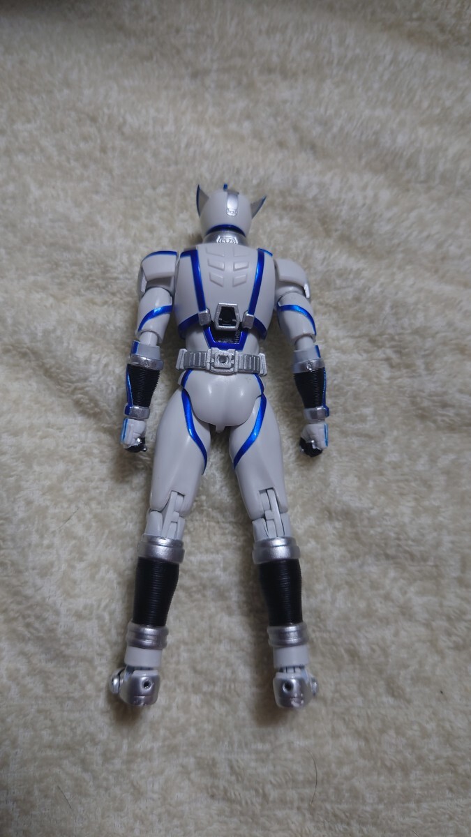 【現状品】【1円スタート】バンダイ S.H.フィギュアーツ 仮面ライダーサイガ_画像4
