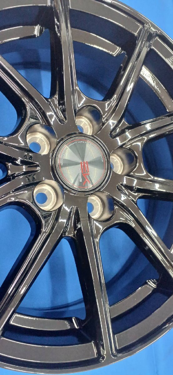 185/65R15 88Q ブリヂストン 新品 国産 スタッドレス タイヤ & アルミホイール 新品 4本セット 新型 シエンタ 5穴_画像4