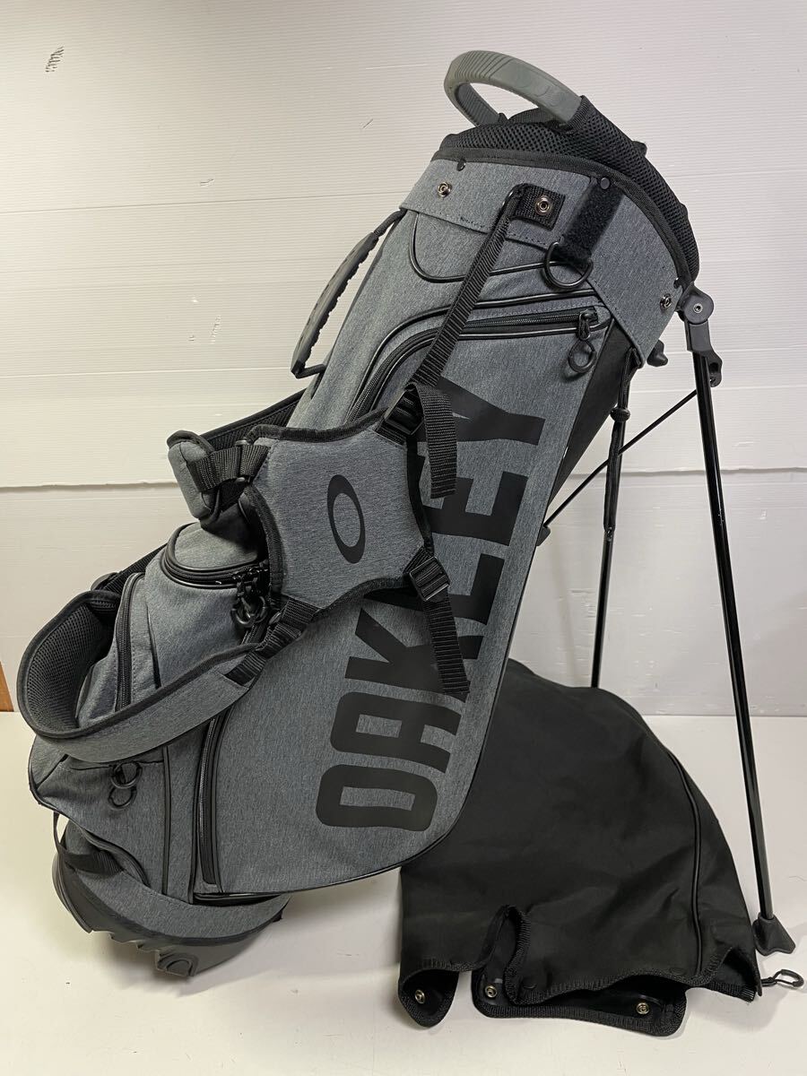 ◆Q87 美品 OAKLEY オークリー キャディバッグ スタンド 軽量_画像1
