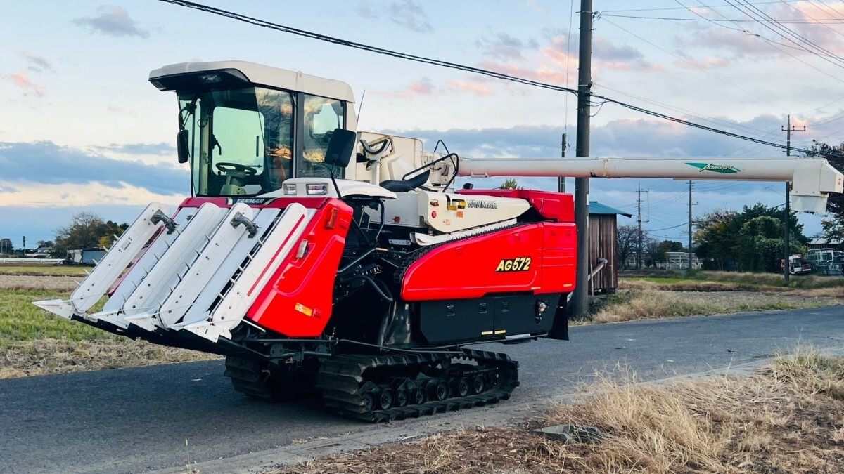 ■ヤンマー コンバイン ■YANMAR COMBINE ■型式 AG572 ■72馬力 ■5条刈 ■4PC ■アワメータ— 365 H■_画像4