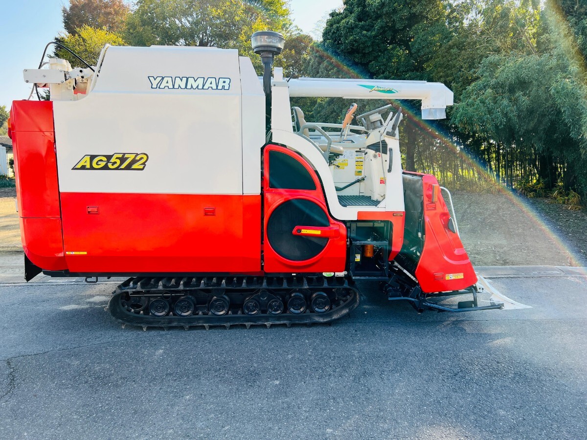 ■ヤンマー コンバイン ■YANMAR COMBINE ■型式 AG572 ■72馬力 ■5条刈 ■4PC ■アワメータ— 410 H ■ディーゼルエンジン_画像4