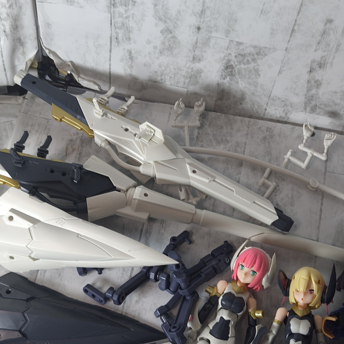 【ジャンク　パーツ取り用】コトブキヤ美プラ3体　メガミデバイス ランチャー ＆ ランサー　フレームアームズ・ガール アヤツキ_画像9