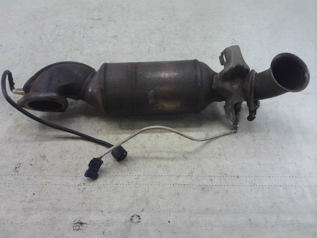 @693o シトロエン DS4 ABA-B7C5F03S 触媒 DS4 前期 (V 7593 153 80-03 K565) 5F03 キャタライザー 33F_画像1
