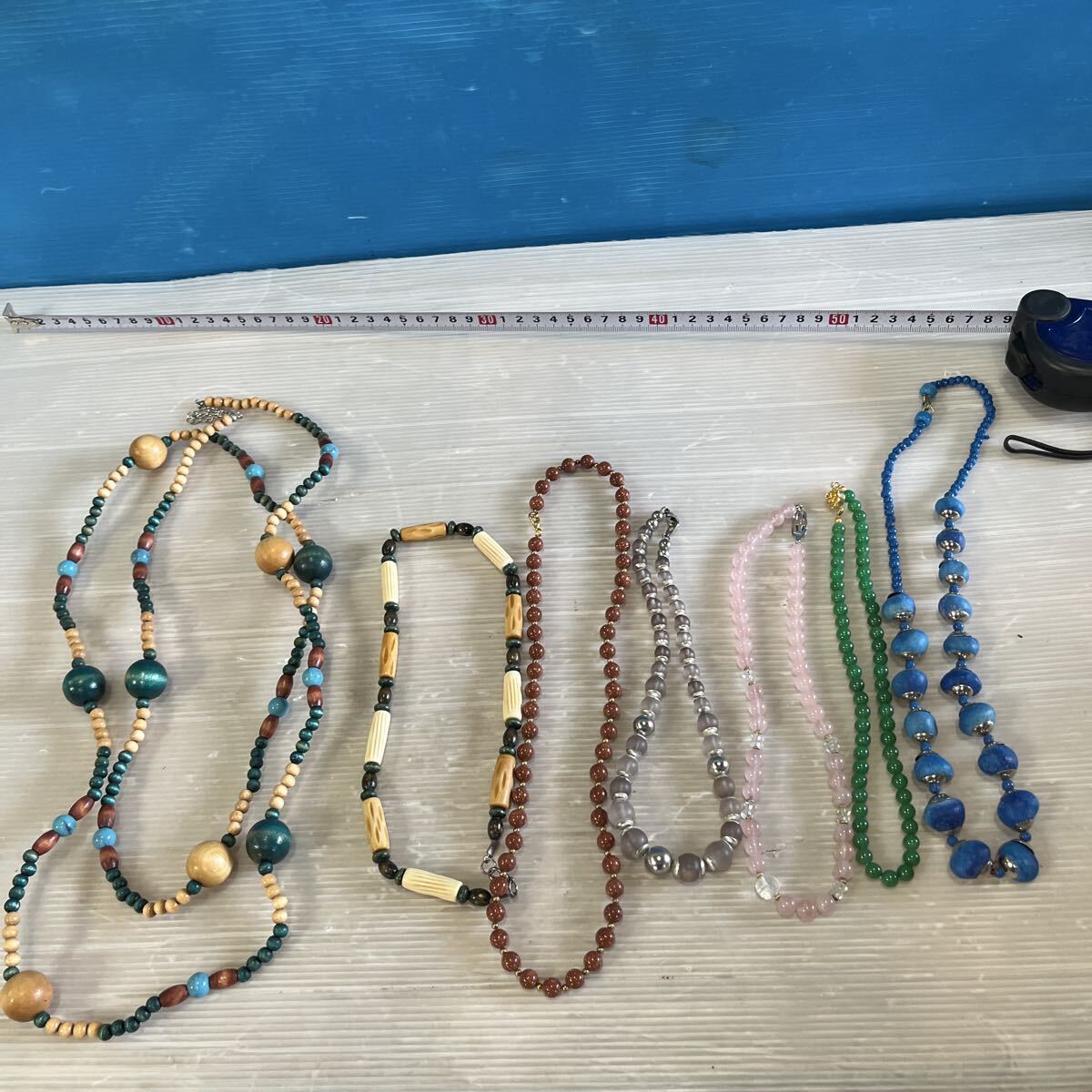 ネックレス いろいろ 7本 セット セット売り まとめ売り まとめ アクセサリー 装飾品 ペンダント ヴィンテージ 青 ピンク 茶色 水色 緑 _画像1
