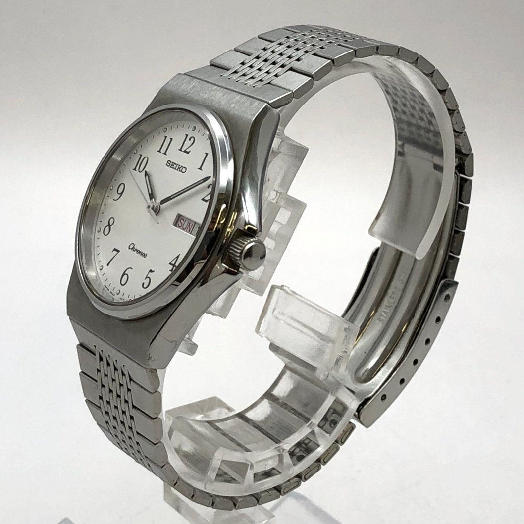 SEIKO/セイコー/Chronos/クロノス/5H23-7D20/3針/デイデイト/シルバー文字盤/シルバーカラー/クォーツ/メンズ腕時計/ジャンク/H053_画像4