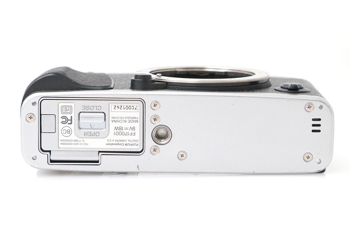 [ вся сумма возвращение денег гарантия ] товар среднего качества l Fuji Film FUJIFILM X-E3 корпус [ черный ] ( сенсор почищено ) CA01-M5241-2Q1A