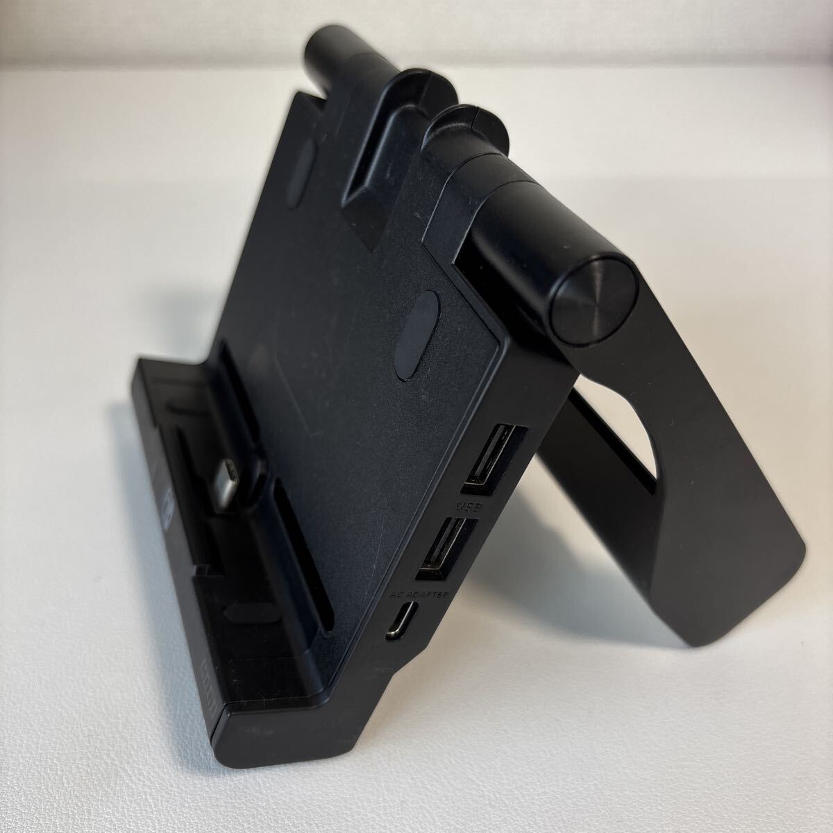 HORI Switch テーブルモード専用 ポータブルUSBハブスタンド Nintendo 充電スタンド NSW-078 フリーストップ式_画像3