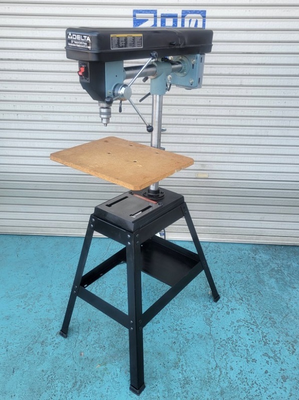 ●○中古　DELTA　架台付ボール盤　11-090　※一部へこみ有(カバー)○●_画像1
