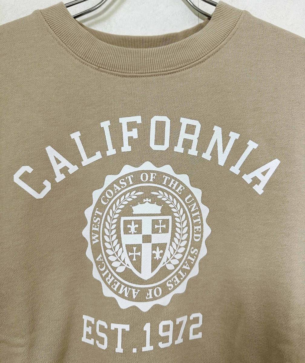 新品 M ★ OCEAN PACIFIC オーシャンパシフィック レディース トレーナー ベージュ スウェット カレッジ ロゴ OP 部屋着 トレーニング_画像2