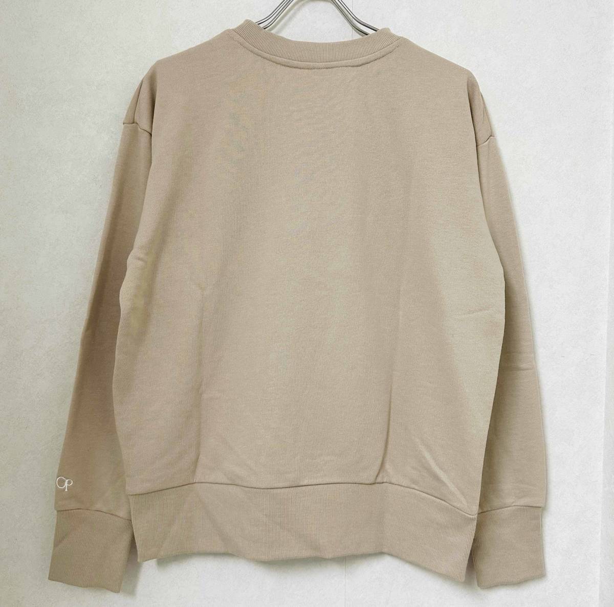 新品 M ★ OCEAN PACIFIC オーシャンパシフィック レディース トレーナー ベージュ スウェット カレッジ ロゴ OP 部屋着 トレーニング_画像4