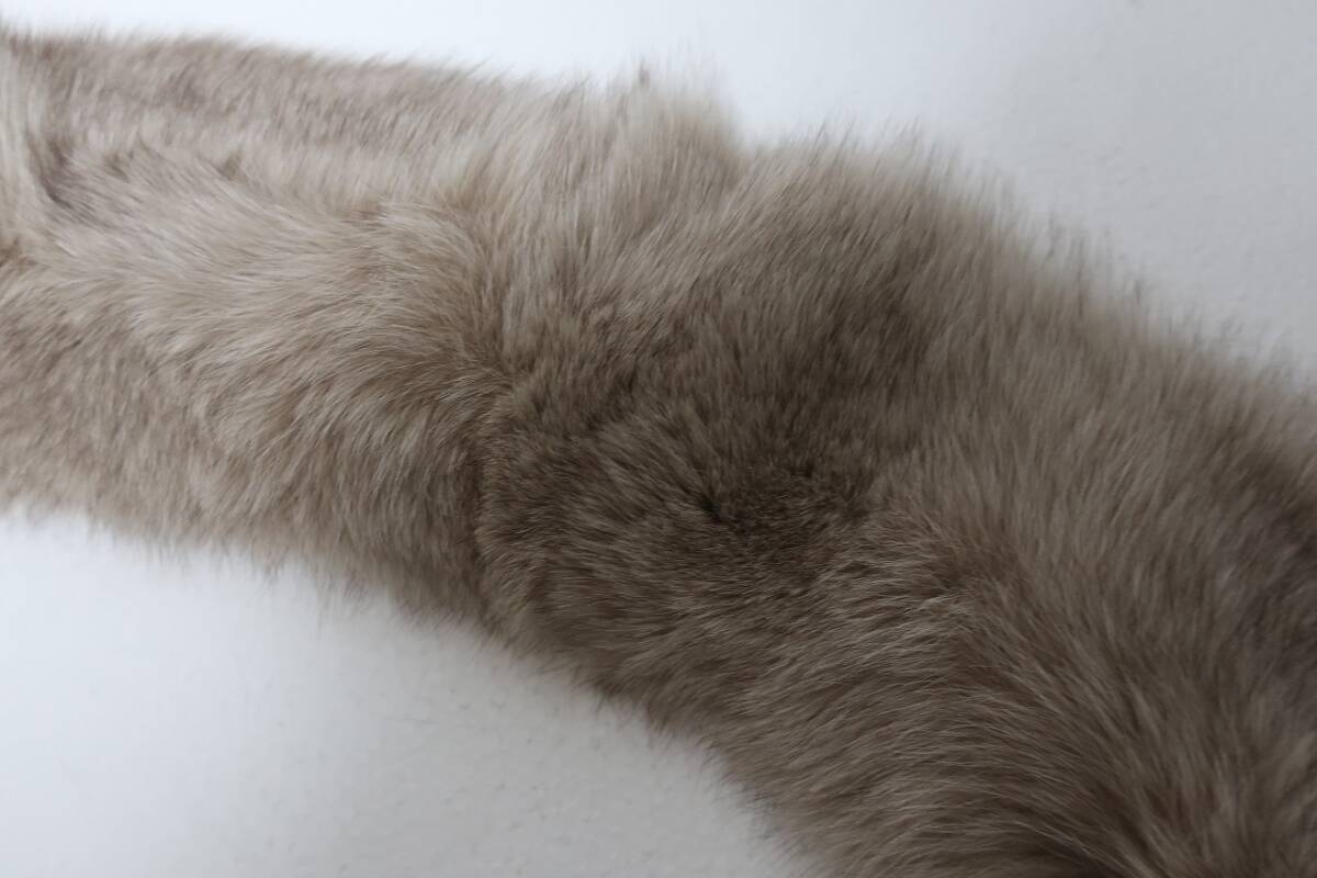 新品　SAGA FOX　サガフォックス　８　リアルファー　フォックス襟巻き　高級毛皮　和装・洋装に_画像5