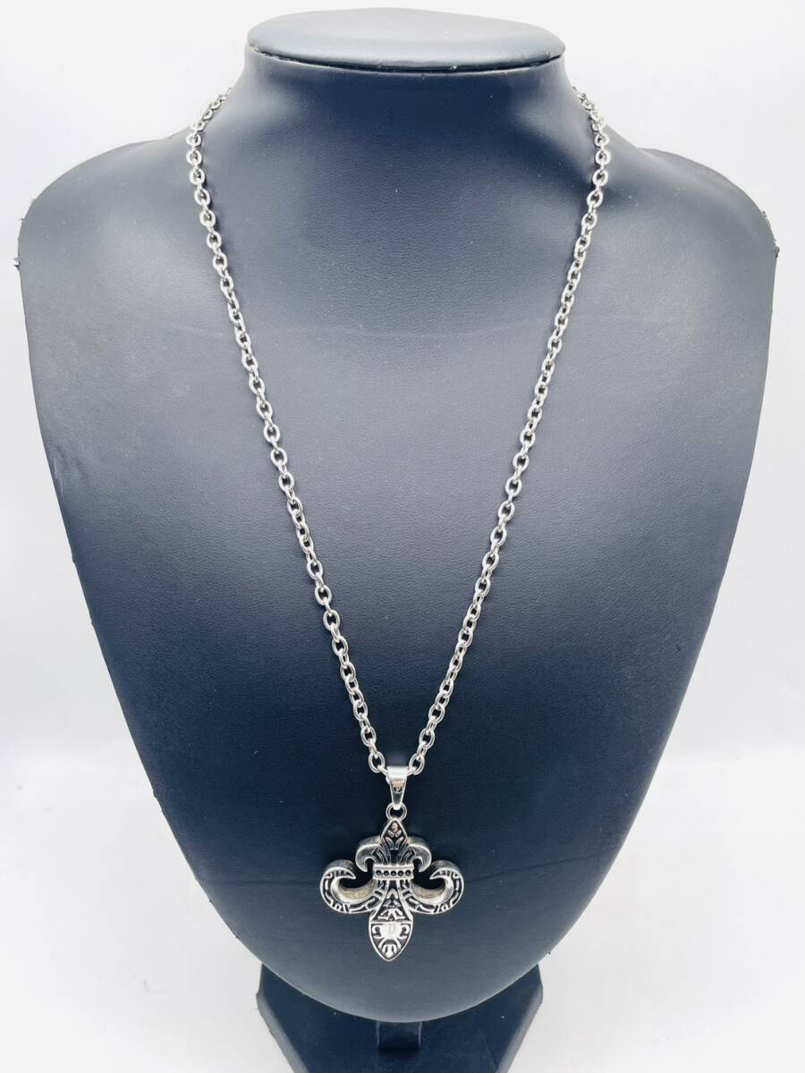 【現状品】POLICE ポリス ネックレス フレアチャーム メンズ用 男性用 小物 アクセサリー ファッション 長さ50㎝ トップ3.5cm_画像1