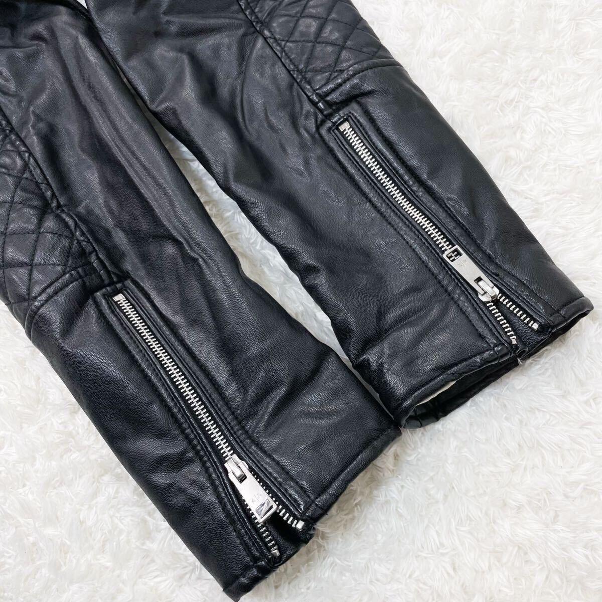 超希少!!lXL相当!!アルマーニエクスチェンジ【ド派手な一着】レザー ライダース ジャケット キルティング 裏地ロゴ柄 黒 ブルゾン ARMANI _画像9