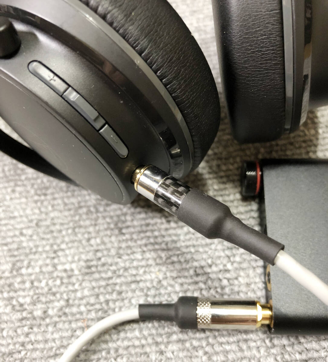 ★自作★ MDR-1A対応ヘッドホンケーブル 3.5mm 3極 ー3.5mm４極　１５０ｃｍ_画像1