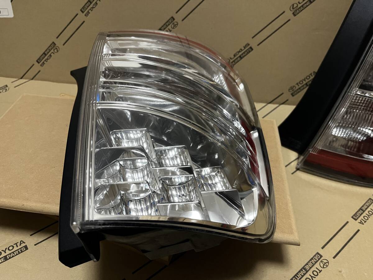 ★NHW20プリウス USトヨタ 純正テールランプ★USDM_画像4