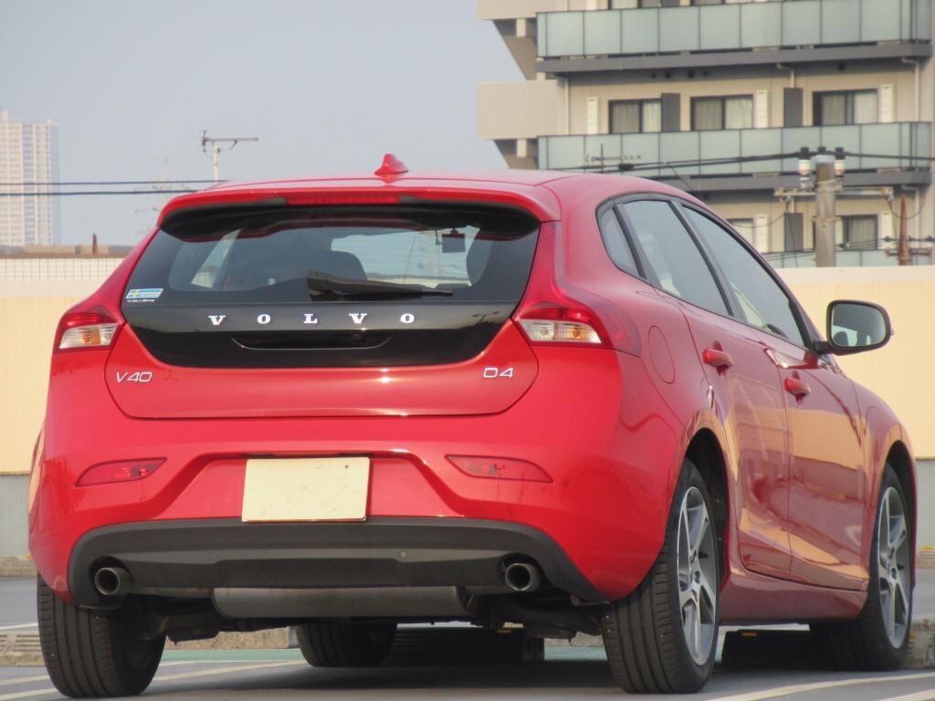 『陸送30％off』車検タップリ9/9☆クリ-ンディ-ゼルタボ ☆D4 モメンタム【純ナビ/Bカメラ/スマ-トキ-/クルコン/ドラレコ/ETC/LED/17AW】_画像3