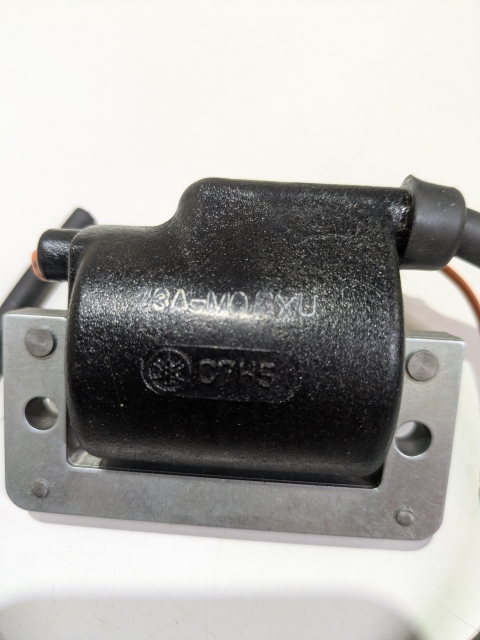 【未使用】YAMAHA　発電機　EF3600　イグニッションコイル　_画像2