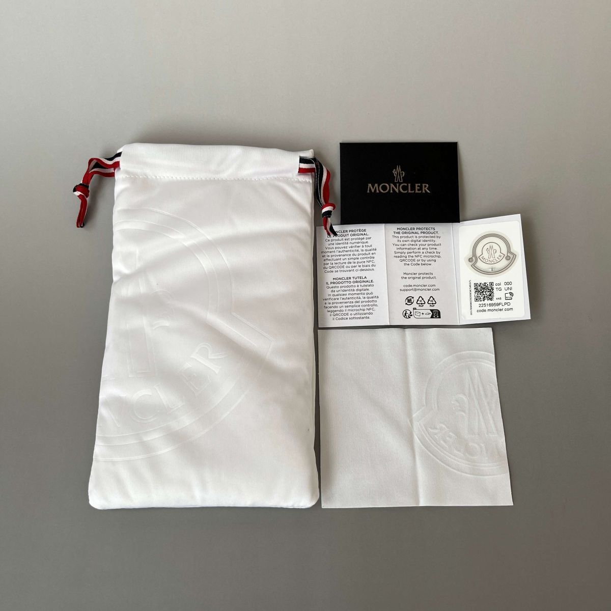 モンクレール メガネ MONCLER メンズ レディース 眼鏡 ホワイト 白 ガンメタ メタル 新品 スタイリッシュ 高品質 軽い オーバル 丸眼鏡_画像2