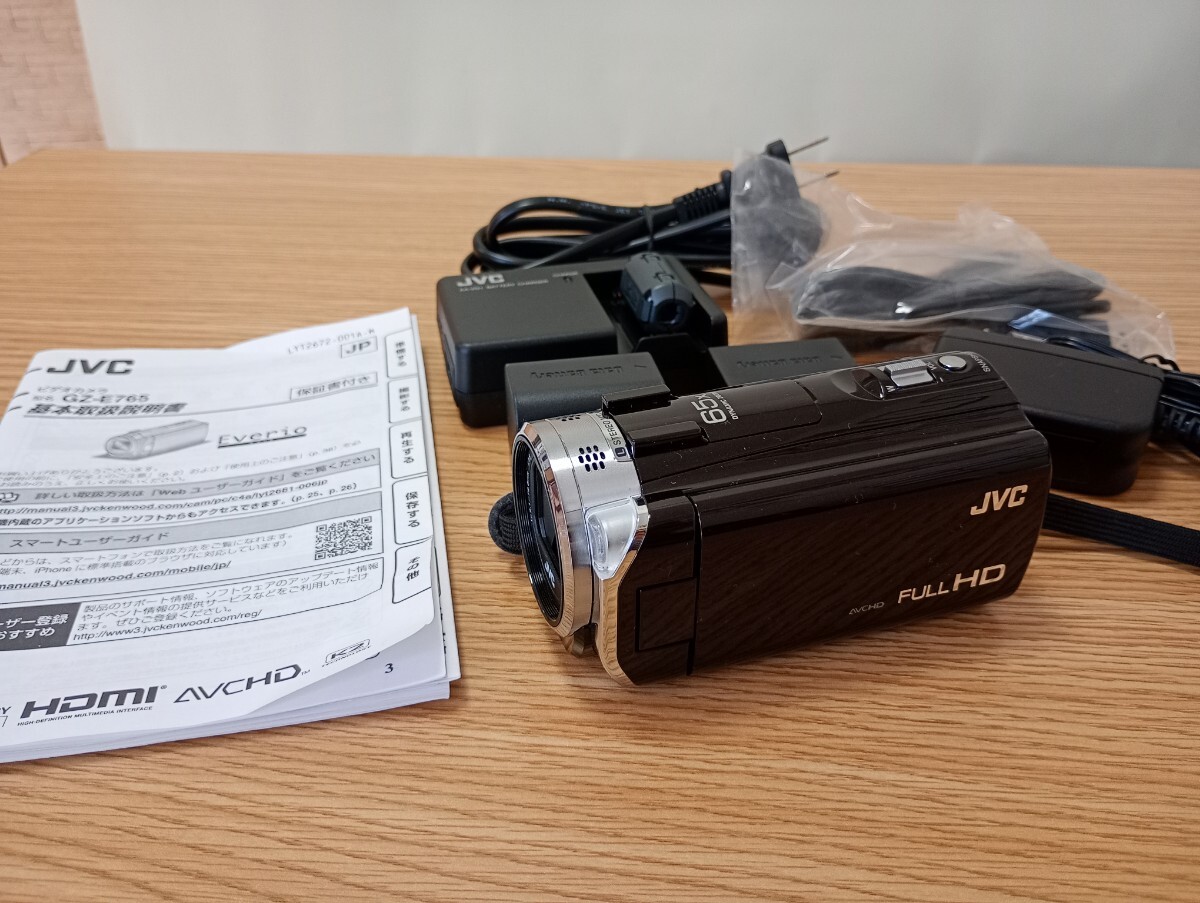 【100円スタート】JVC　ビデオカメラ　エブリオ　デジタルビデオカメラ　GZ-E765　Everio　動作未確認 JVCケンウッド　美品_画像1