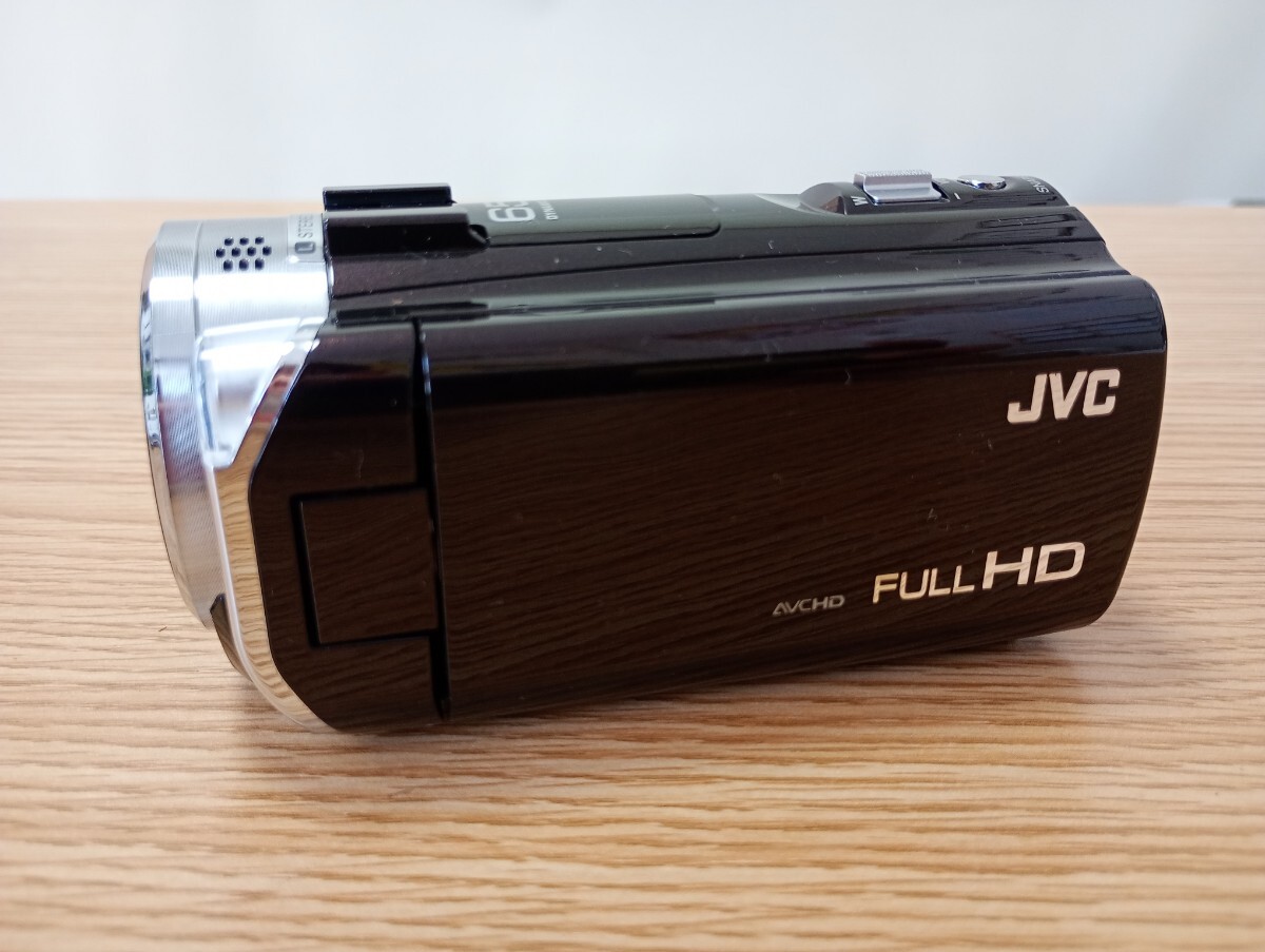 【100円スタート】JVC　ビデオカメラ　エブリオ　デジタルビデオカメラ　GZ-E765　Everio　動作未確認 JVCケンウッド　美品_画像2