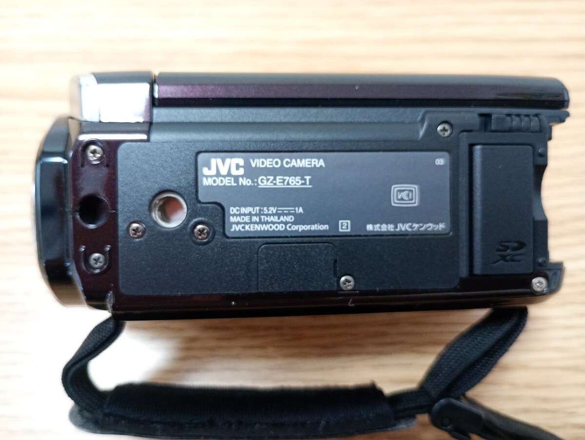 【100円スタート】JVC　ビデオカメラ　エブリオ　デジタルビデオカメラ　GZ-E765　Everio　動作未確認 JVCケンウッド　美品_画像7