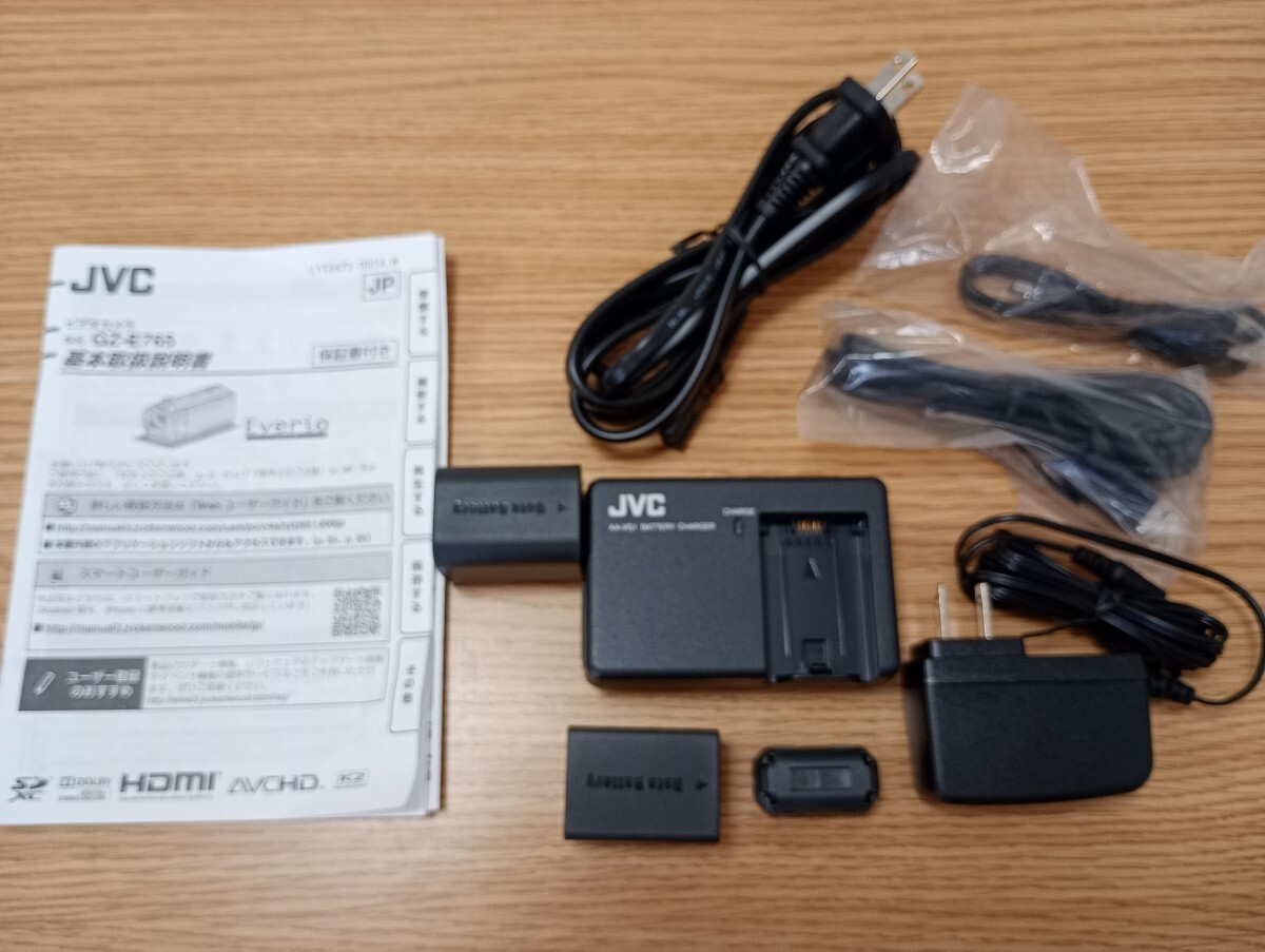 【100円スタート】JVC　ビデオカメラ　エブリオ　デジタルビデオカメラ　GZ-E765　Everio　動作未確認 JVCケンウッド　美品_画像8