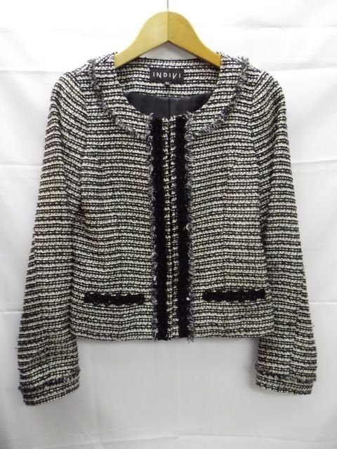 美品★INDIVI◎インディヴィ/ノーカラージャケット/ホワイト/ブラック/ラメ/05サイズ_画像1