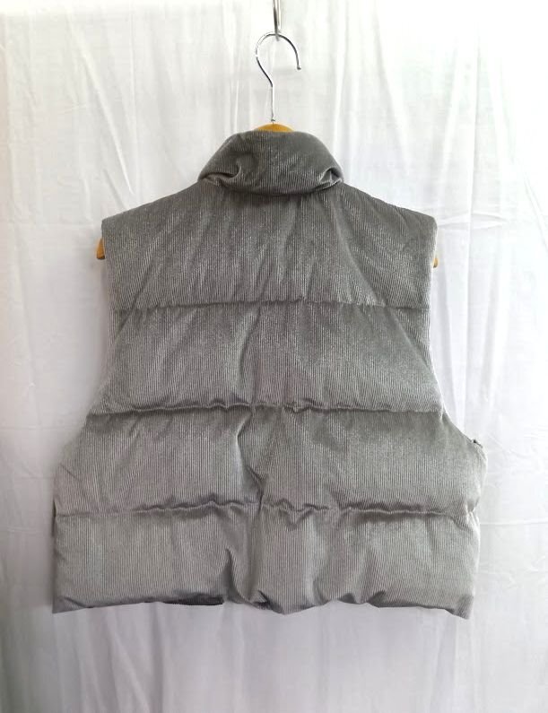 新品 ★C’EST MOIJEU /セモアージュ ◎シルバー　ダウンベスト　40サイズ　定価25300円　タグ付き_画像4