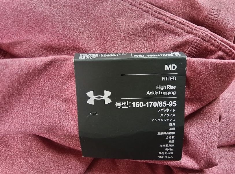 新品 ★UNDER ARMOUR /アンダーアーマー ◎フィッティド ハイライズ アンクルレギンス MDサイズ 定価8800円 タグ付き_画像5