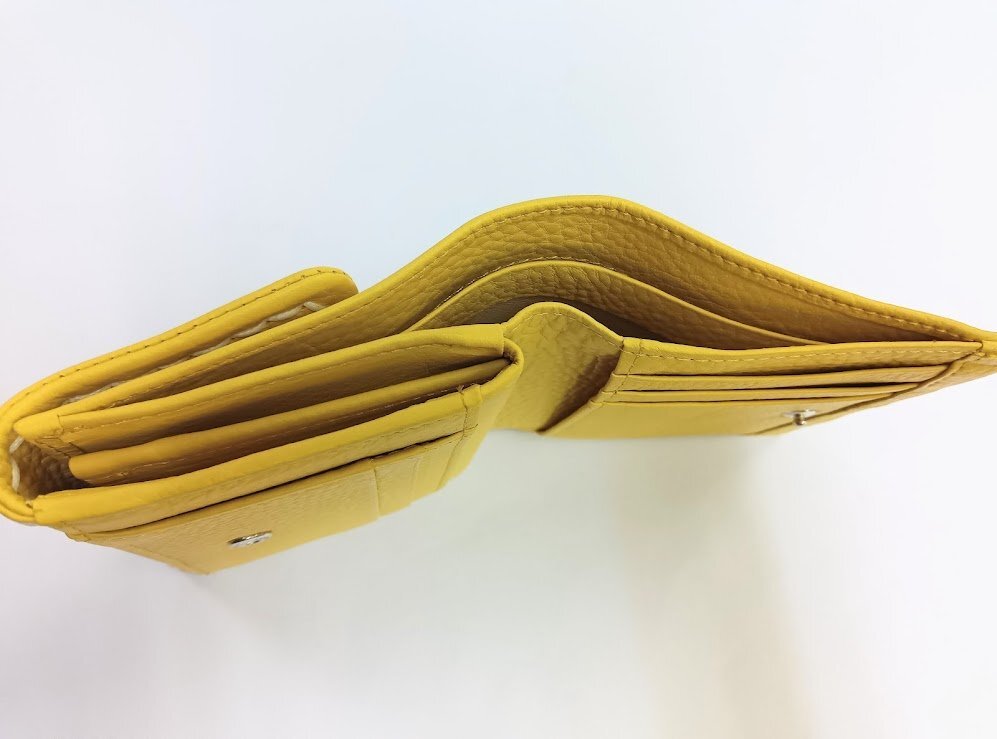 未使用!Kitamura/キタムラ☆レザー・二折財布 イエロー YH0210 40401 参考価格23000円（税込） K刺繍 ステッチ 箱あり 美品【新品】_画像8