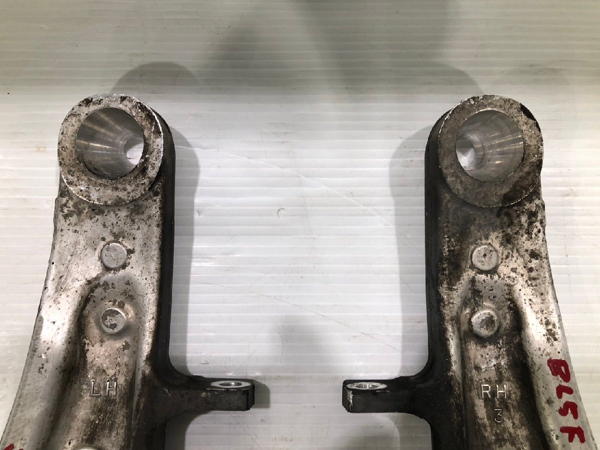 【店舗引取歓迎】スバル レガシィ B4 アプライドF BL5 6MT 後期 純正 フロント ロアアーム ロワ アーム 左右 セット アルミ BP5 L棚_画像3