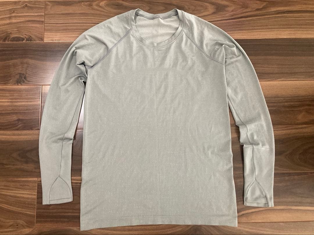 ルルレモン lululemon Swiftly Tech Long Sleeve 2.0 サイズ10 超美品☆ ロングスリーブ 長袖Ｔシャツ_画像1