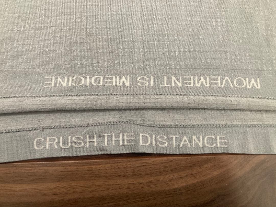 ルルレモン lululemon Swiftly Tech Long Sleeve 2.0 サイズ10 超美品☆ ロングスリーブ 長袖Ｔシャツ_画像4