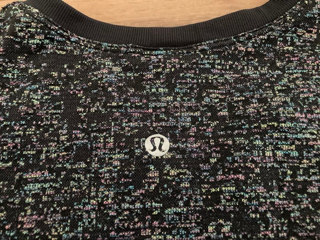 ルルレモン lululmoen Swiftly Breathe Long Sleeve サイズ8 美品☆ 長袖Tシャツ ロングスリーブ_画像3