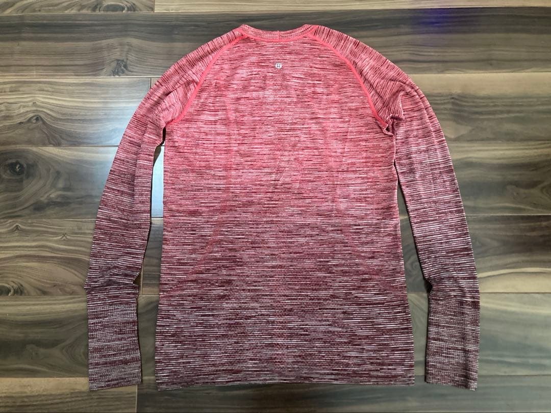 ルルレモン lululemon Swiftly Tech Long Sleeve Crew サイズ12 超美品☆ 長袖Ｔシャツ ロングスリーブ_画像2