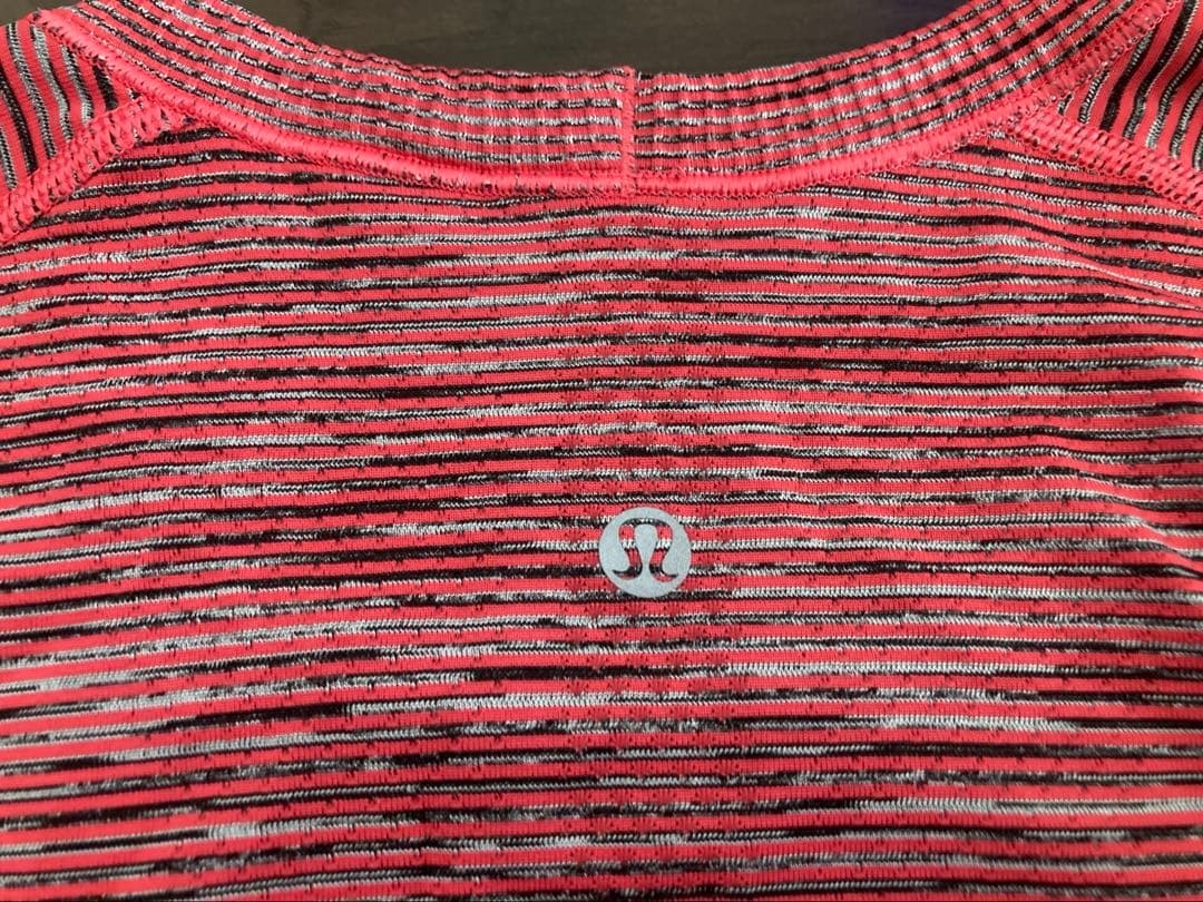 ルルレモン lululemon Swiftly Tech Long Sleeve Crew サイズ12 超美品☆ 長袖Ｔシャツ ロングスリーブ_画像3