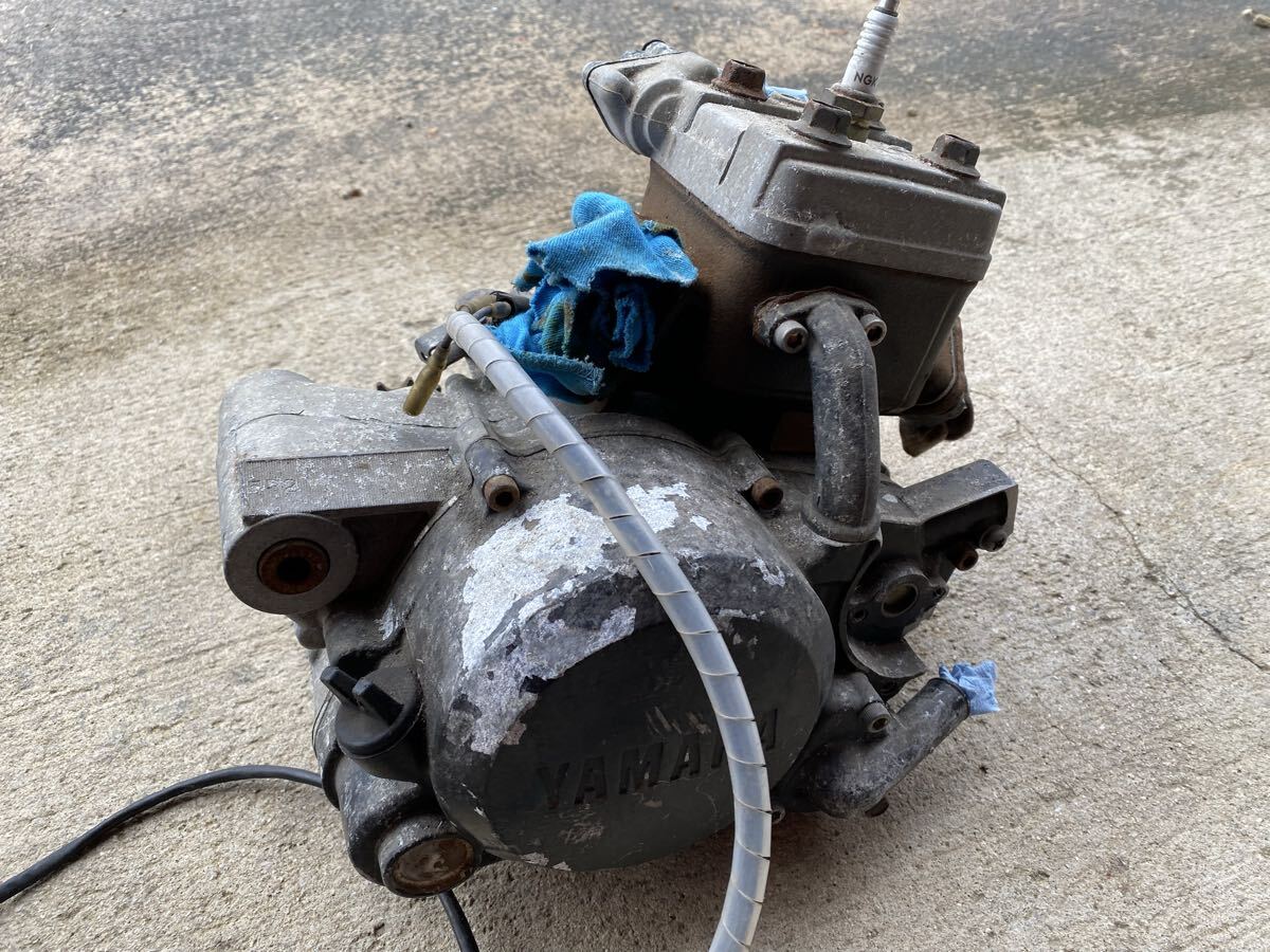 ヤマハ　エンジン 本体　RZ50 5R2 2ST 50cc mt クラッチ_画像2